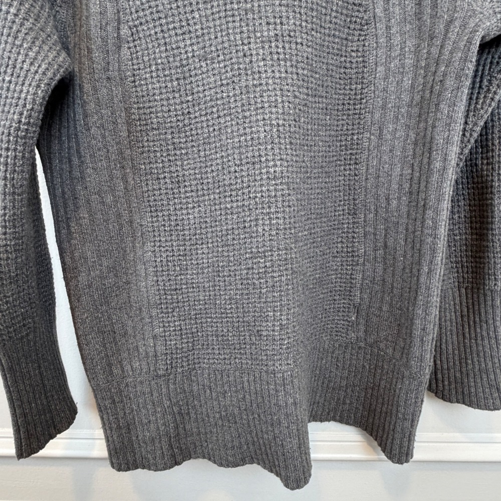 Ann Taylor Loft Womens Sm Gray Cowl Neck Waffle Knit Pullover Sweater Wool blend - Picture 7 of 9